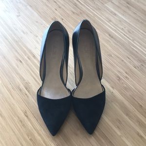 L.A.M.B Black Leather and Suede Pumps